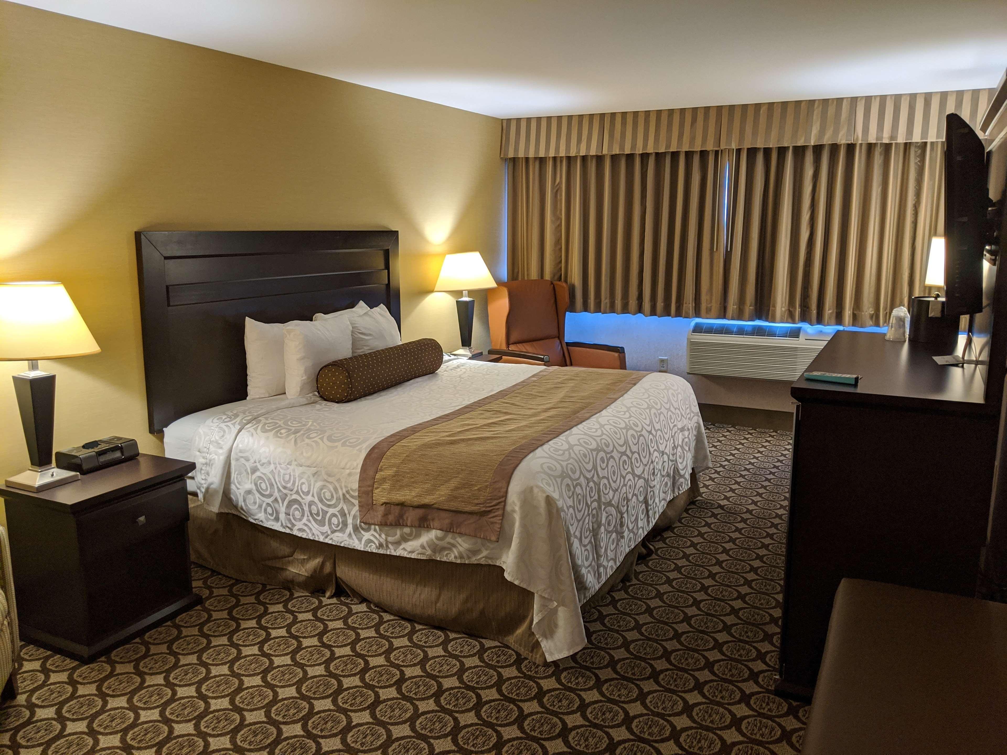 Best Western Plus Inntowner Madison Exteriör bild
