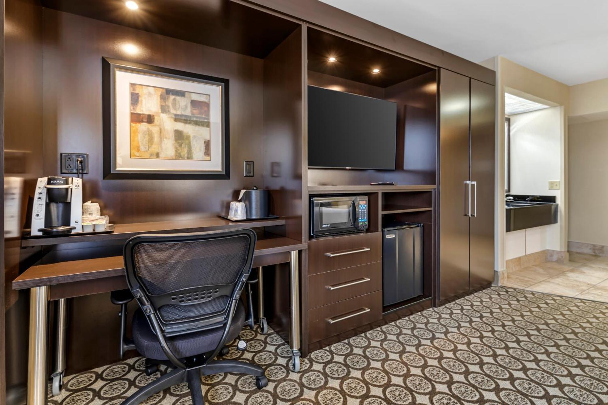 Best Western Plus Inntowner Madison Exteriör bild