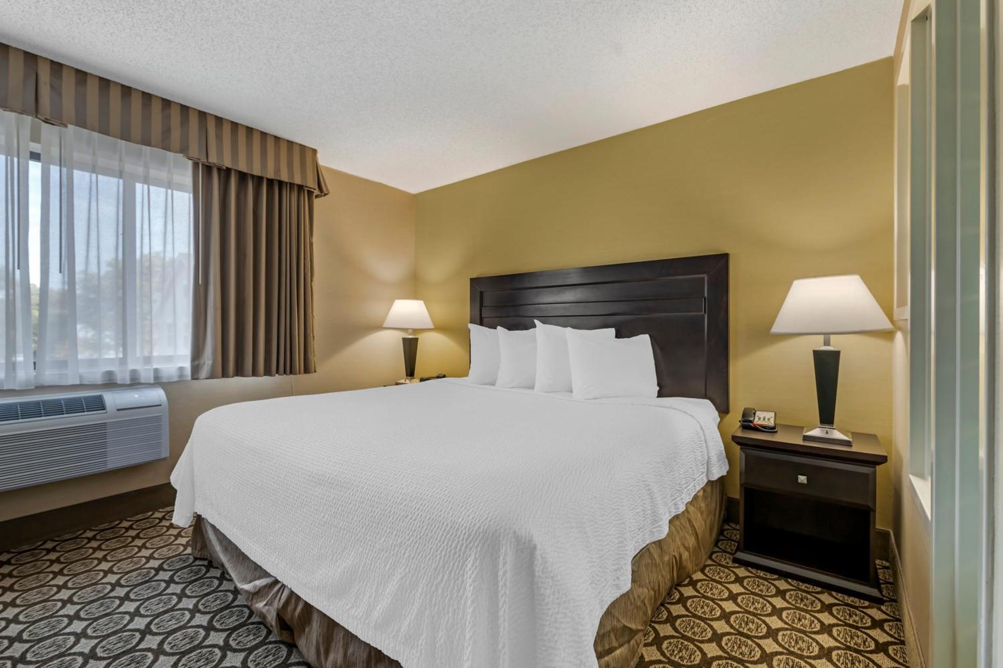 Best Western Plus Inntowner Madison Exteriör bild