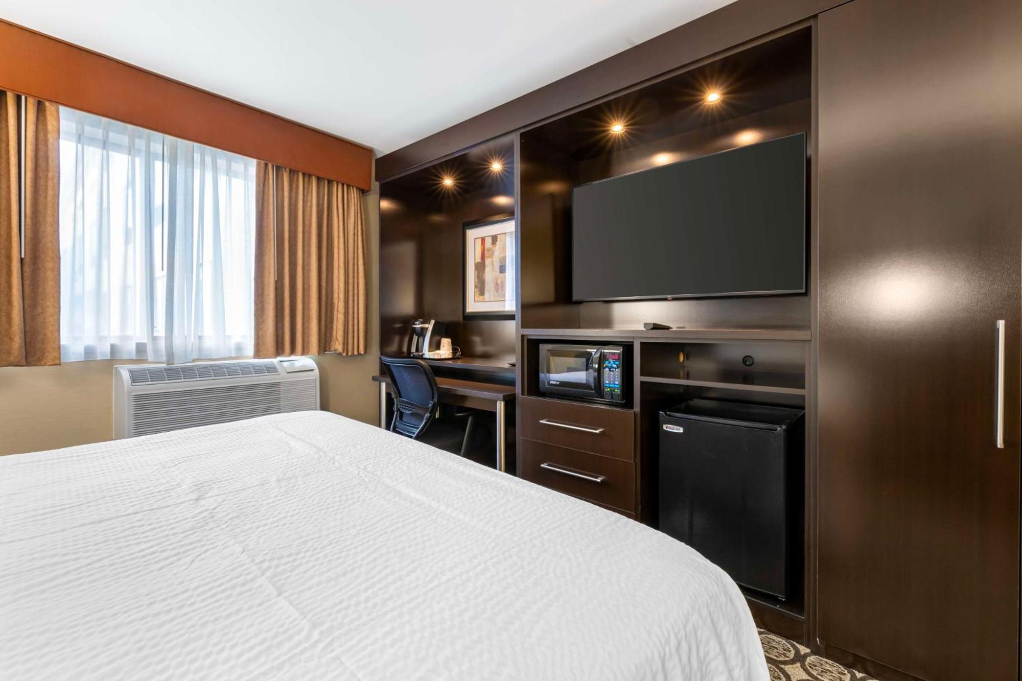 Best Western Plus Inntowner Madison Exteriör bild