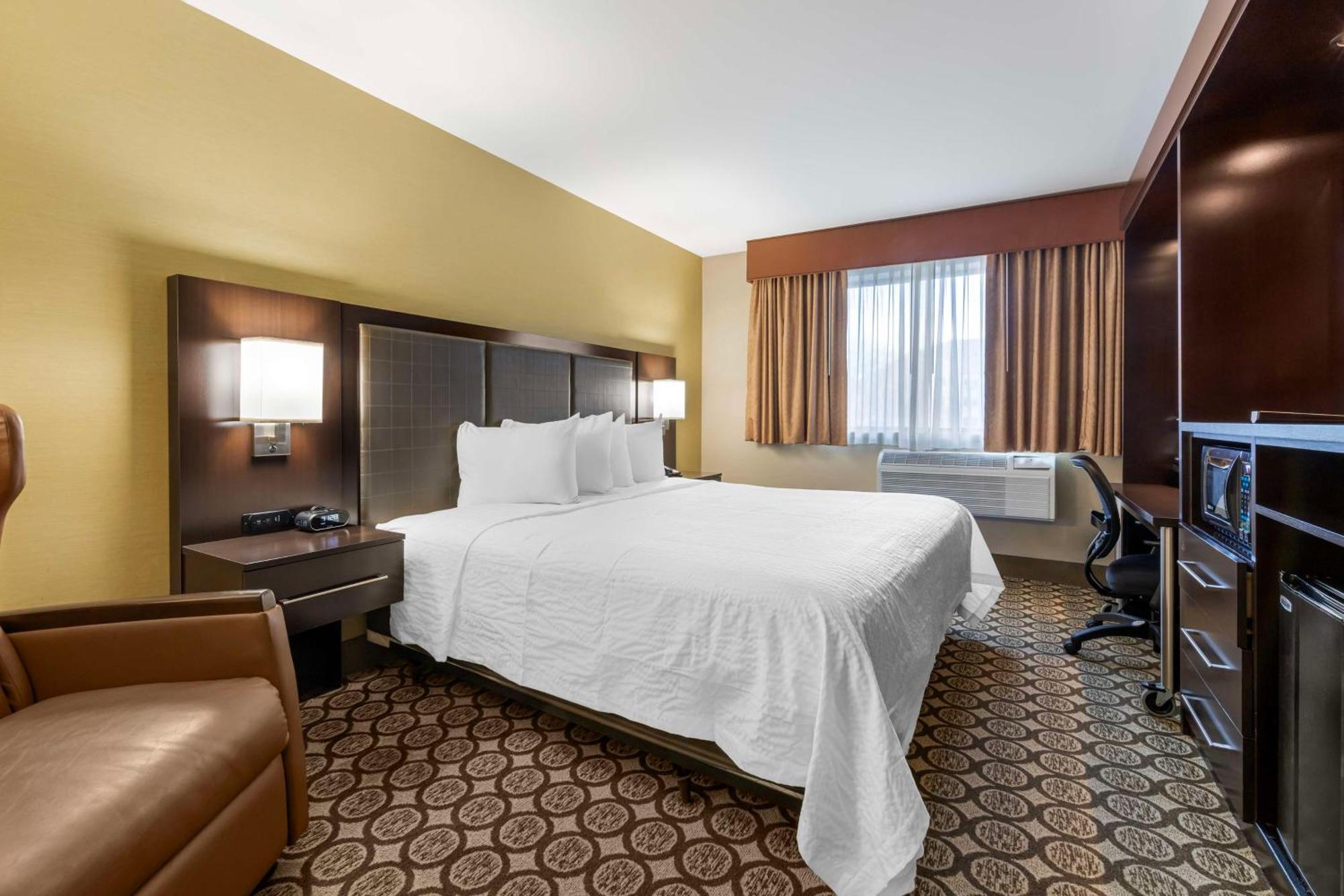 Best Western Plus Inntowner Madison Exteriör bild