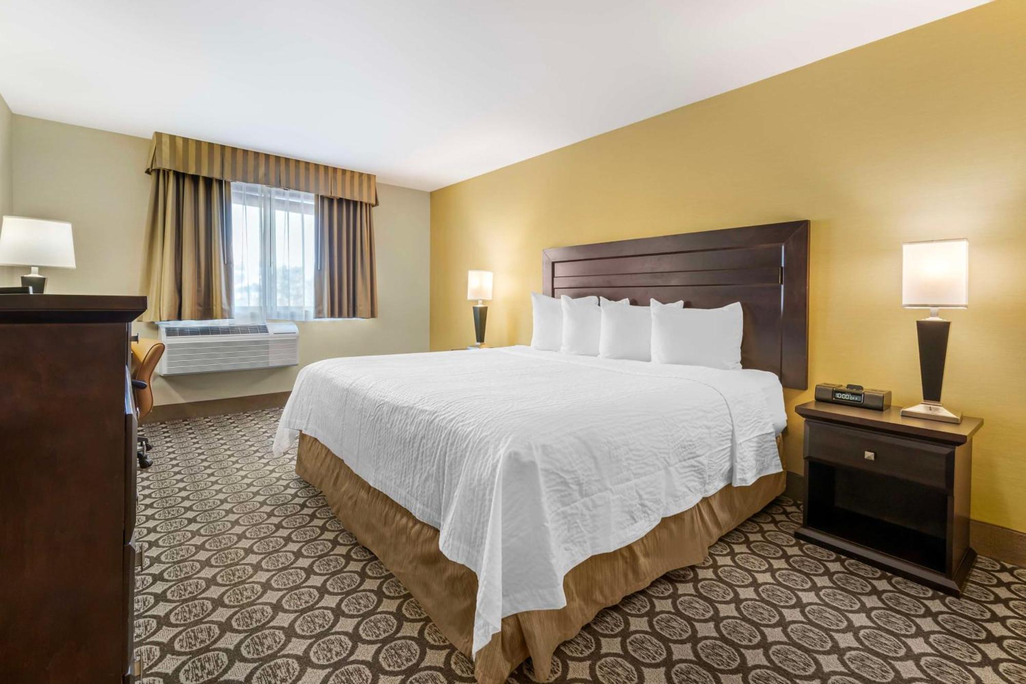 Best Western Plus Inntowner Madison Exteriör bild